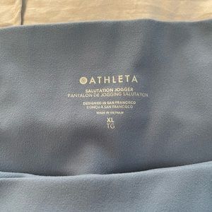 New without tags athleta salutation joggers